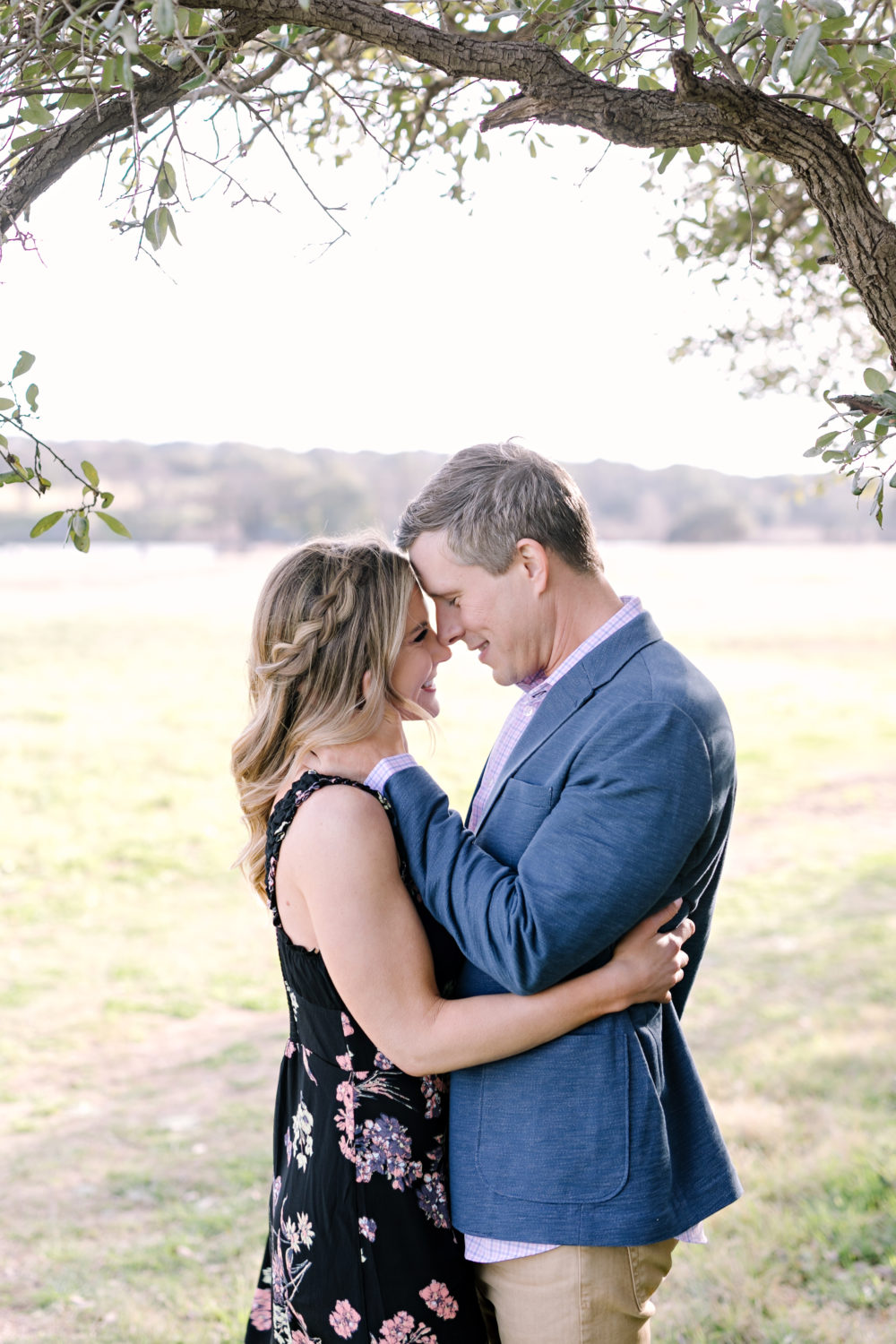 Jennifer & Mitchell's Engagements | Julie Wilhite Photography | Austin Wedding Photographer | via juliewilhite.com