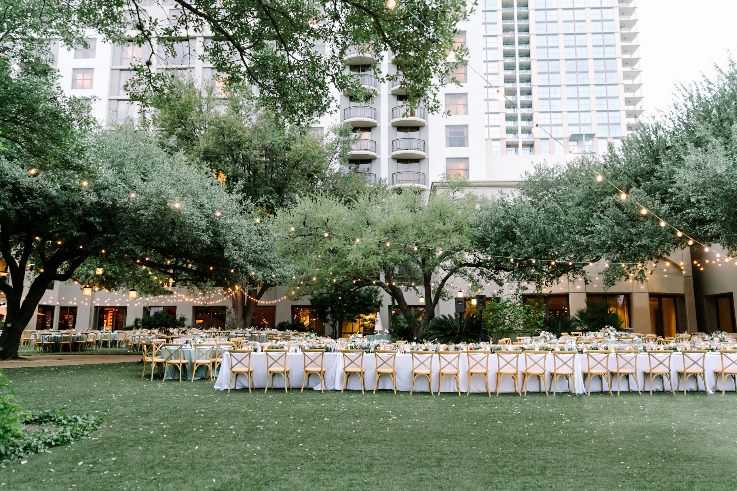 The Four Seasons - Top Austin Wedding Venues | Julie Wilhite Photography