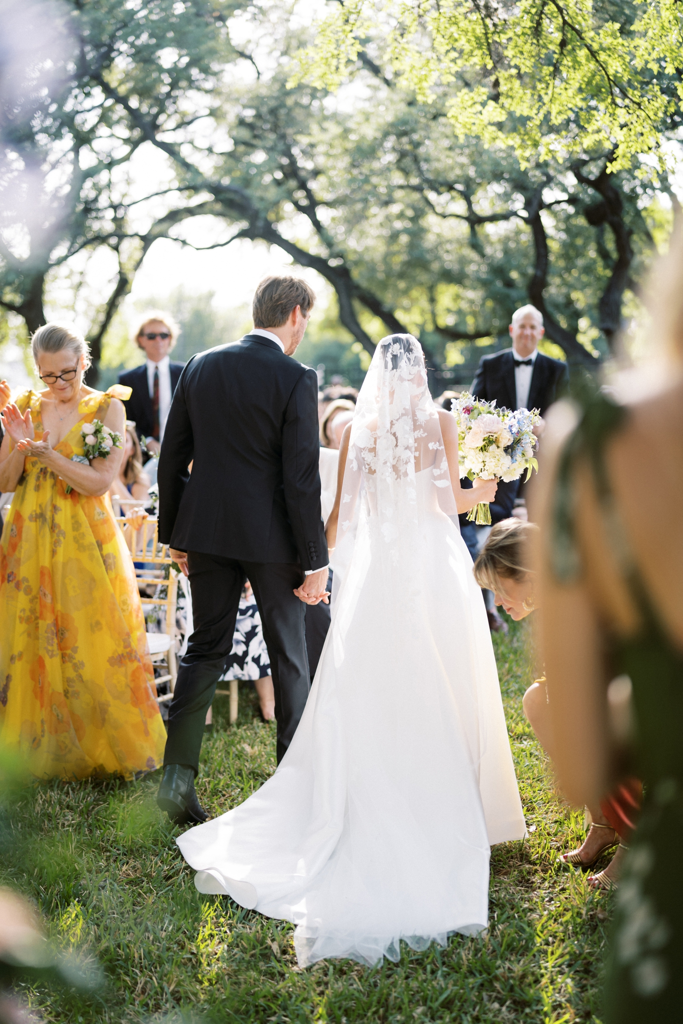 Outdoor wedding ceremony at Tarry House in Austin, Texas