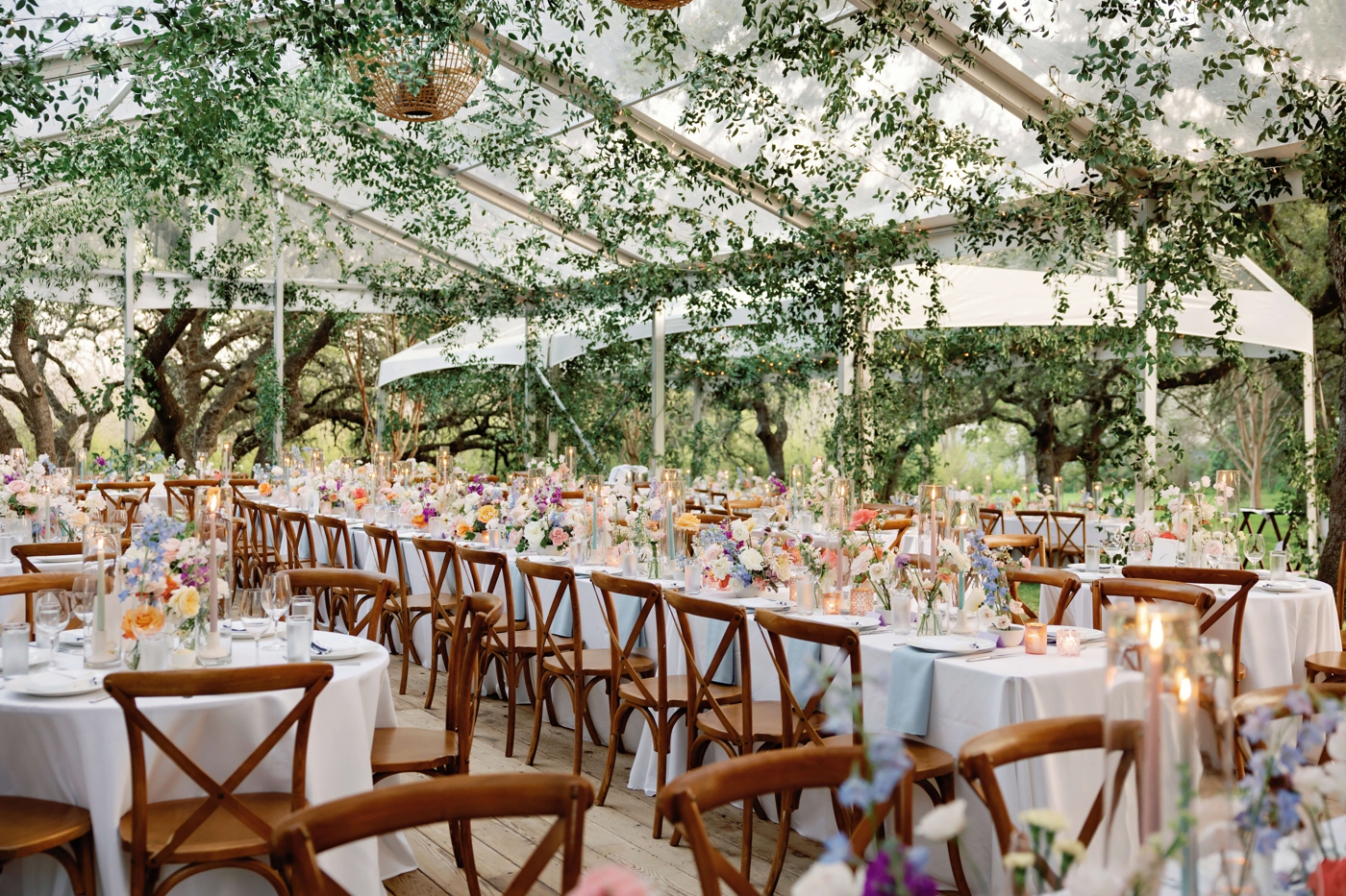 Ivy covered tent for an outdoor wedding in Austin at Mattie's